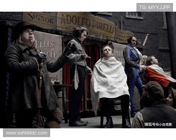 围绕理发师陶德的黑暗复仇与伦敦阴影交错的惊悚音乐电影故事